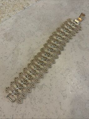 Vintage Emmons gold-tone bracelet